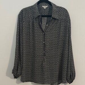 Max Studio Black and White Geometric Patterned Women's Button-Up Top - XL